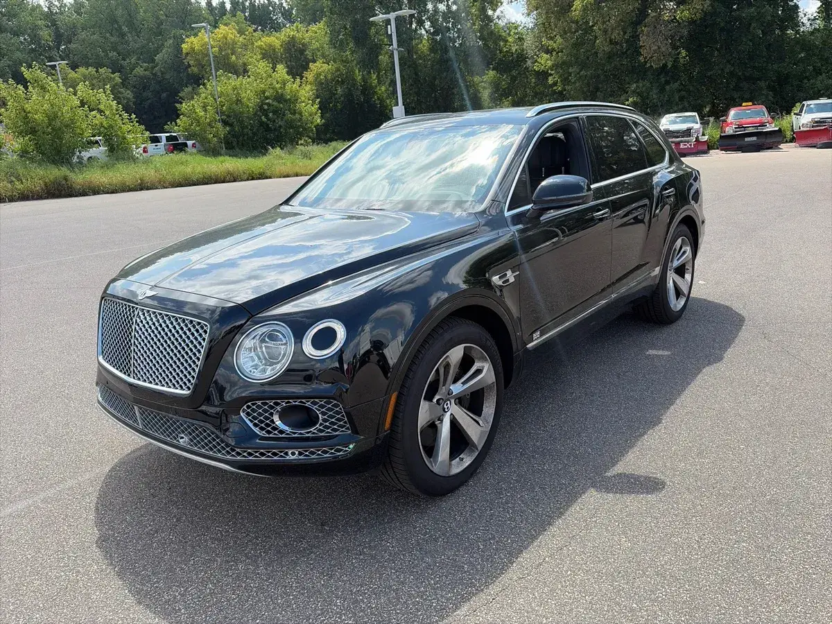 Bentley Bentayga 6.0L W12 93к км 2017